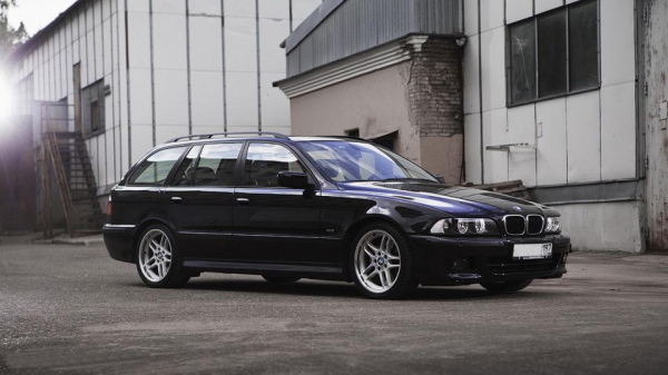 BMW e39: одна из последних легенд